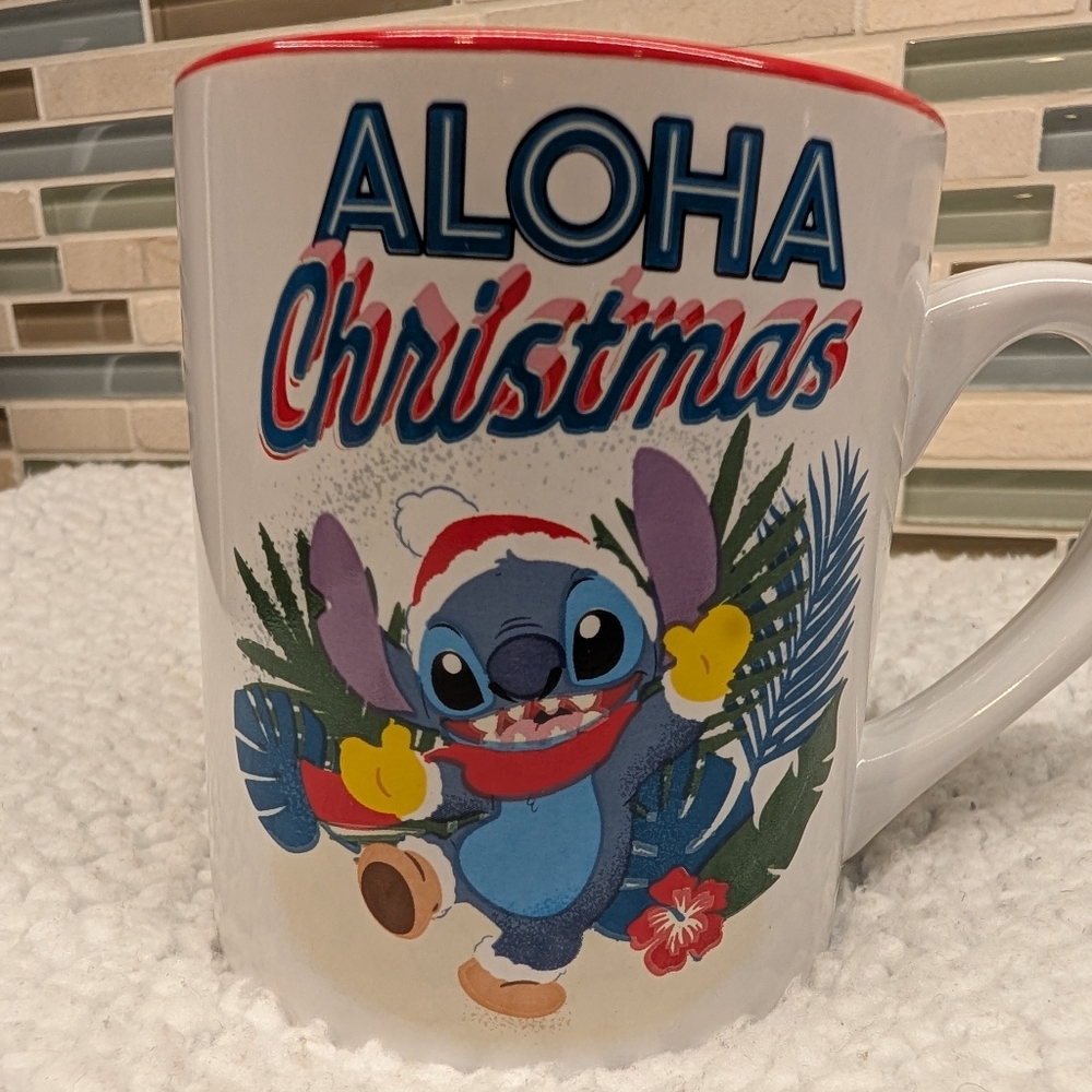 Disney Lilo and Stitch ALOHA Christmas Coffee Mug, Ohana, EUC, 14oz.